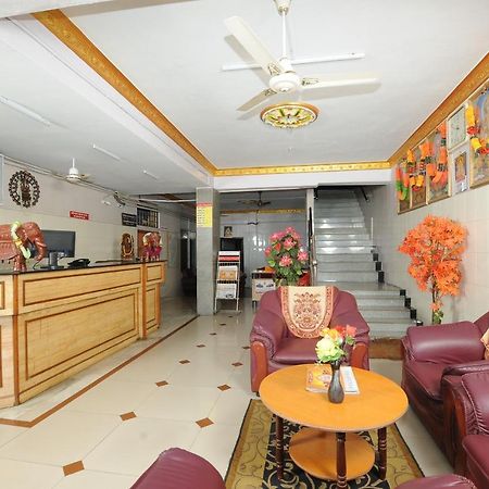 Laila Palace Salem Bagian luar foto